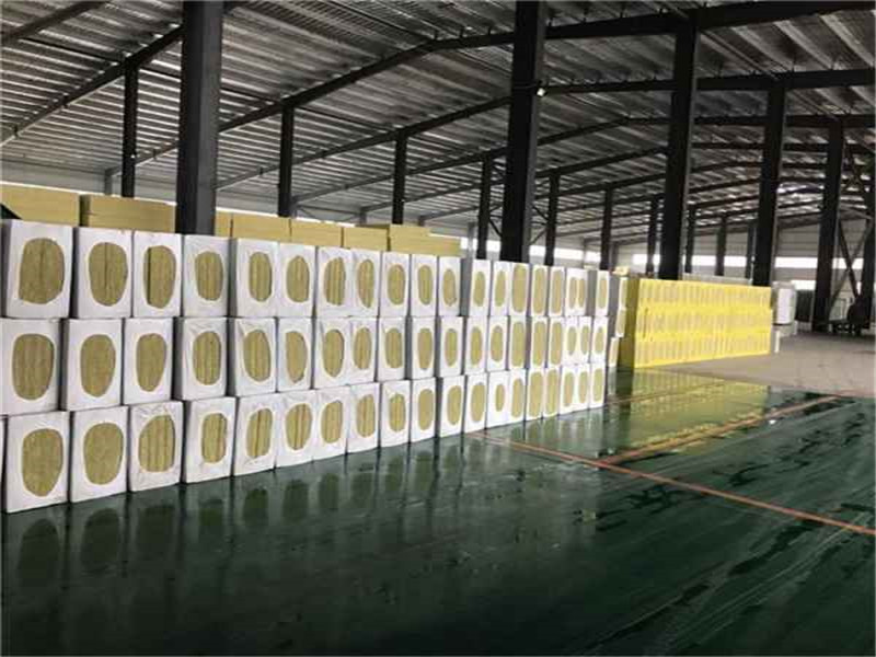 保溫巖棉板公司